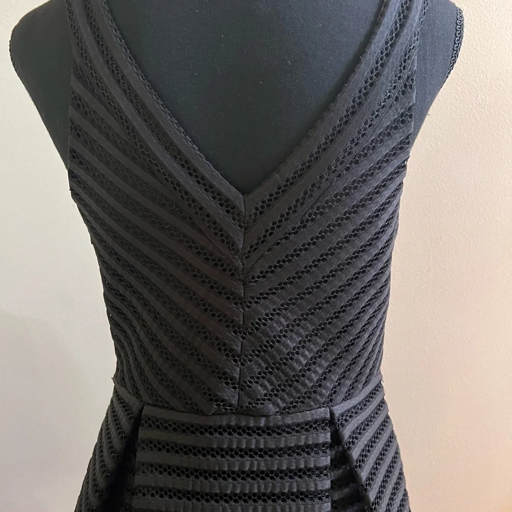 Express Black Textured Mini Dress - Picture 3 of 5